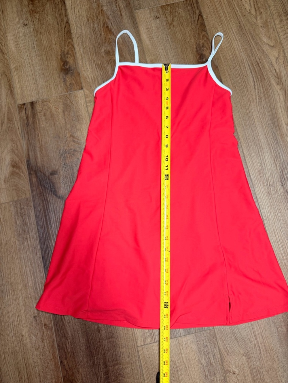 Old Navy PowerSoft Athletic Dress M Red Built In Shorts Tennis Pickleball Go Dry - Picture 13 of 14